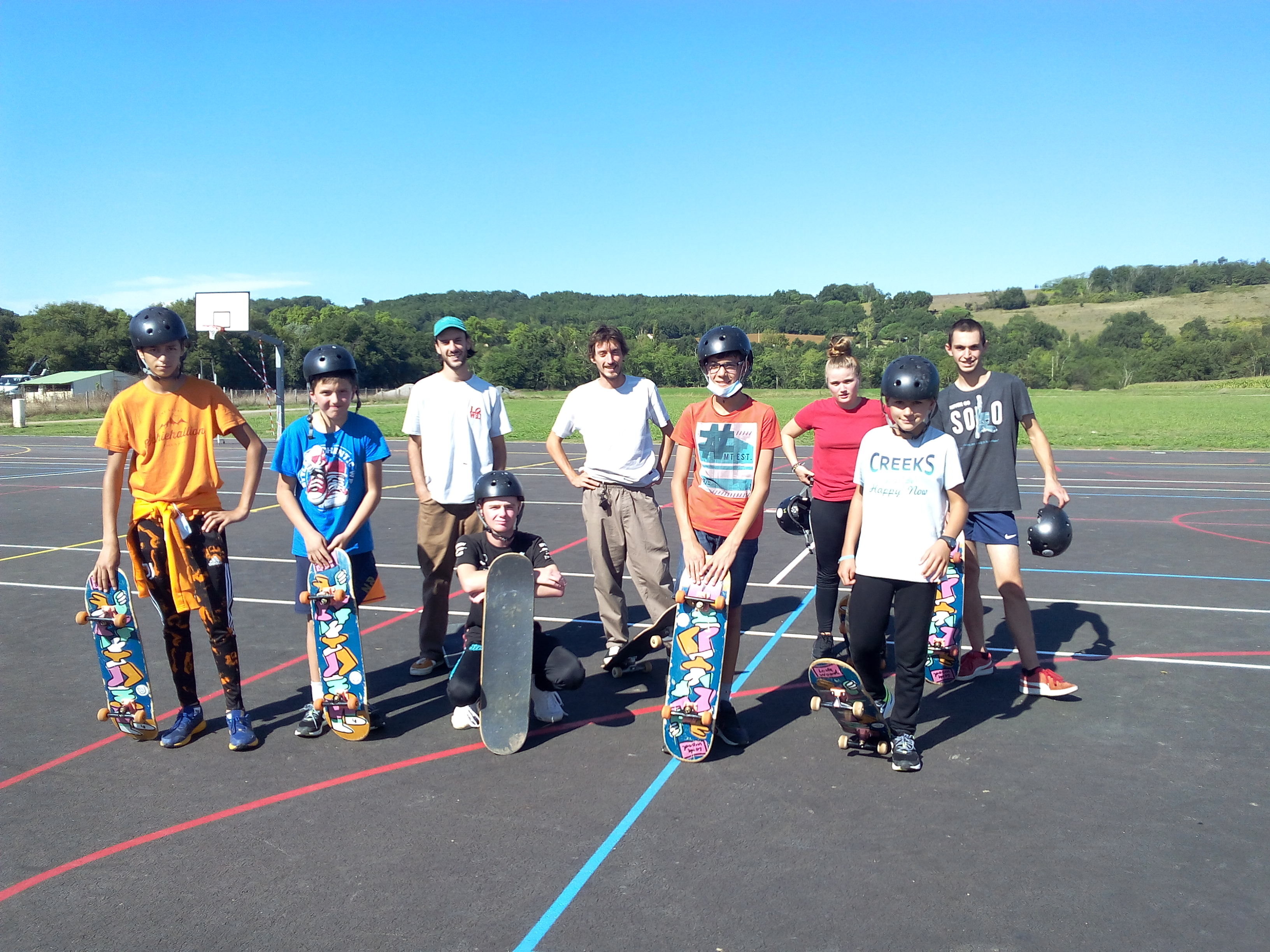 Photo groupe SKATE.jpg